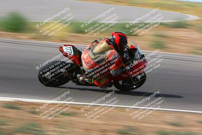 media/Apr-30-2023-CRA (Sun) [[020fcf5d43]]/Race 14-400 Expert-Amateur Superbike/